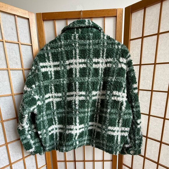 Zara Combination Plaid Fleece Button Front Jacket in Green/White | Small - Picture 9 of 10